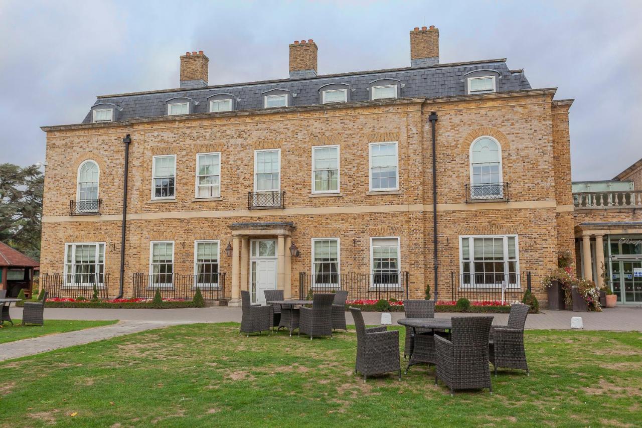 Orsett Hall Hotel Exterior photo